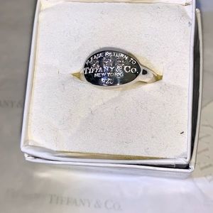 Tiffany & Co Stirling Ring &+3 Diamonds VS1  .10cts Size TWC .30 Price is Firm